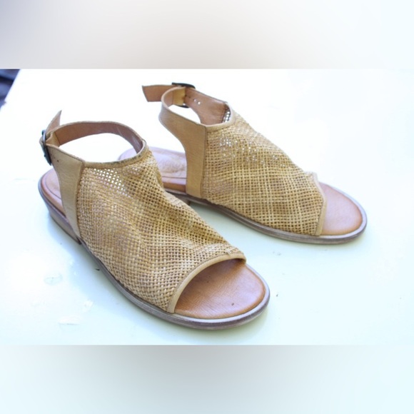 Sundance Shoes - Sundance Veracruz sandals